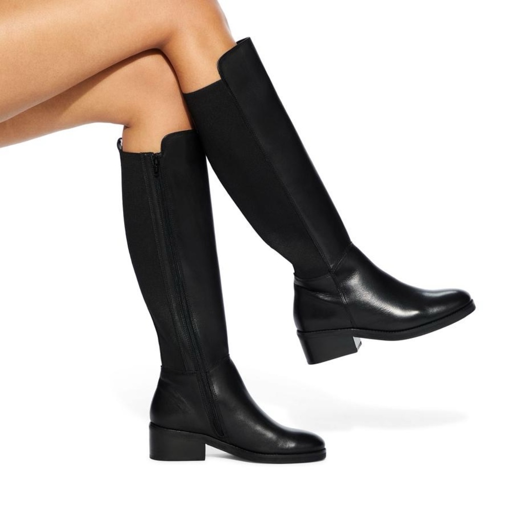 Brand new KURT GEIGER knee high leather boots.